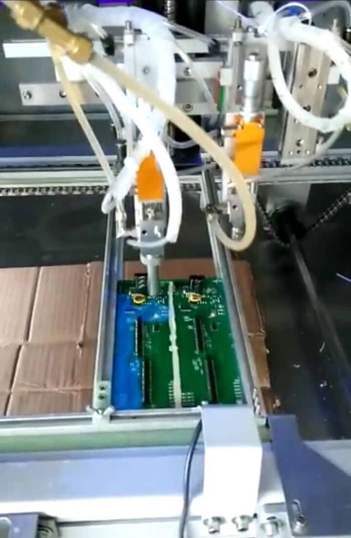 安防控制板三防噴涂加工